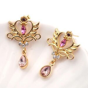 Sailor moon Pretty Guardian Serenity Golden Heart Earrings